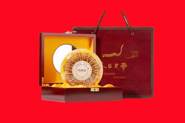 收购资讯:垦利区回收冬虫夏草是按克吗